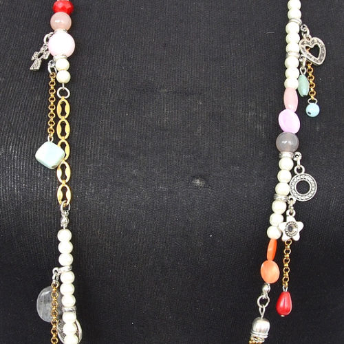 Sautoir-Collier-Pendentif-Charms-Metal-avec-Perles-Nacre-et-Multicolore