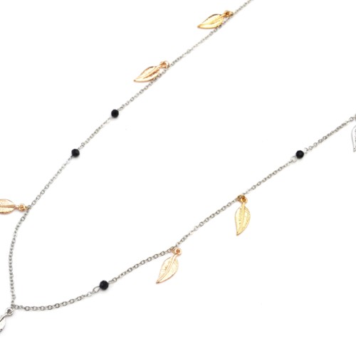 Sautoir-Collier-Fine-Chaine-Metal-Argente-avec-Charms-Perles-Noires-et-Feuilles-Metal-Tricolore