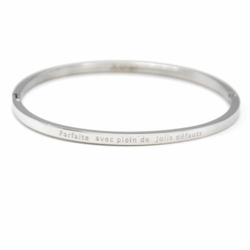 Bracelet-Jonc-Fin-Acier-Argente-avec-Message-Parfaite-avec-Plein-de-Jolis-Defauts