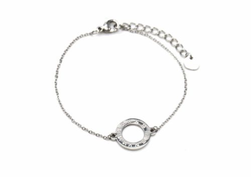 Bracelet-Fine-Chaine-avec-Charm-Cercle-Contour-Acier-Argente-et-Chiffres-Romains