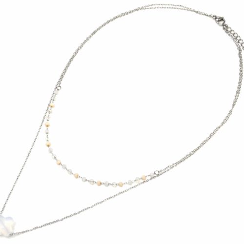 Collier-Double-Chaine-Acier-Argente-avec-Perles-et-Pendentif-Trefle-Blanc