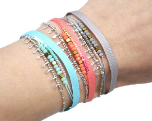 Bracelet-Cordon-Multi-Rangs-Perles-Ruban-et-Pampilles-Metal-Argente