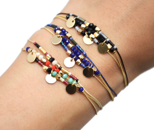 Bracelet-Multi-Rangs-Chaine-Metal-Dore-avec-Pampilles-et-Perles